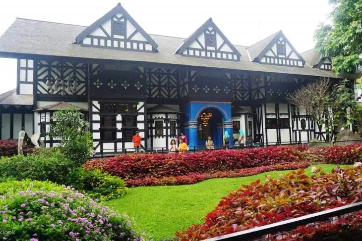 Farm House Lembang: Sensasi Seru Liburan Ala Desa Eropa dan Rumah Hobbit di Bandung