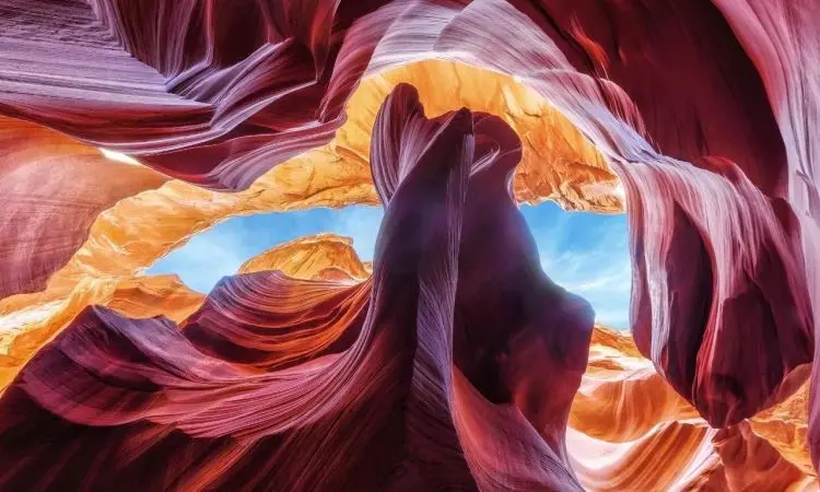 Bukan Editan! Inilah Antelope Canyon, Karya Seni Alam yang Menakjubkan di Amerika