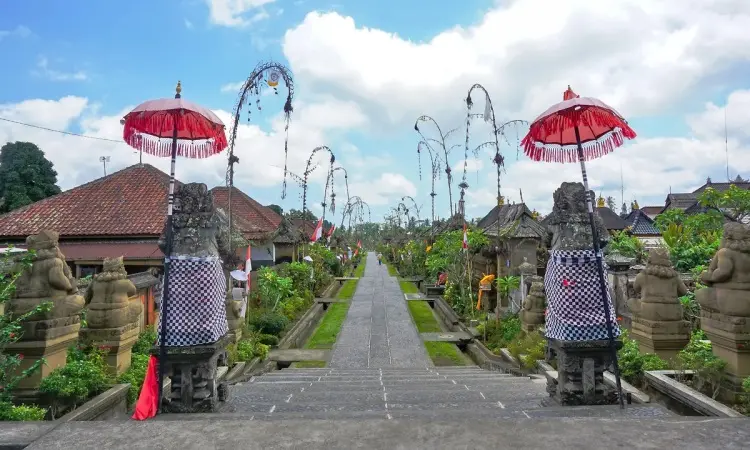 Damai dan Cantiknya Desa Penglipuran Bali, Ini Kata Menpar