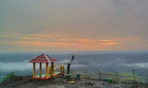 Rasakan Sensasi Negeri Atas Awan di Puncak 4G, Spot Terbaru Berburu Selfie di Gunungkidul