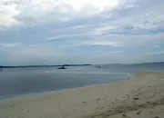 10 Pantai di Batam yang Wajib Dikunjungi untuk Liburan Seru