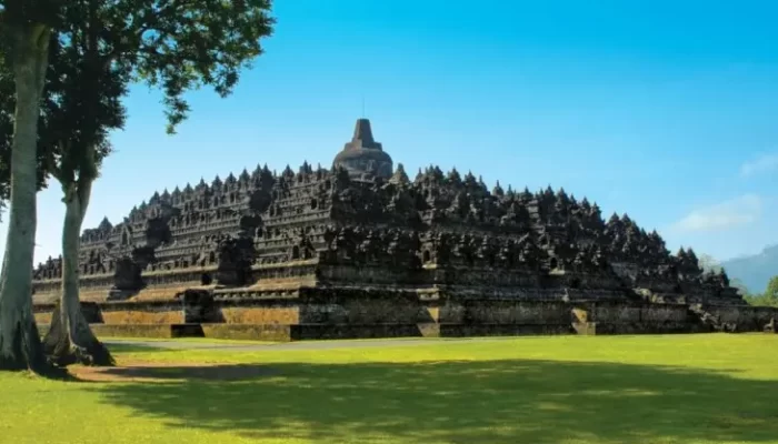 Candi Borobudur: Jejak Sejarah, Filosofi, dan Keagungan Candi Buddha Terbesar di Dunia