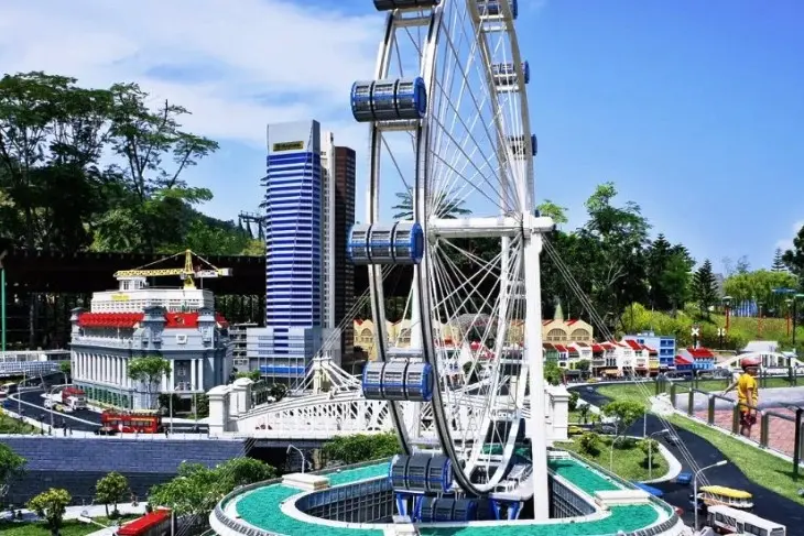 Legoland & Sunway Lagoon - Malaysia