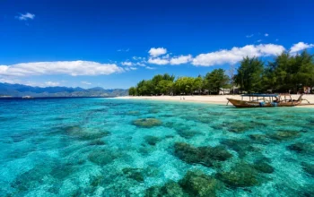 10 Wisata Pantai di Lombok yang Indah dan Hits Buat Liburan